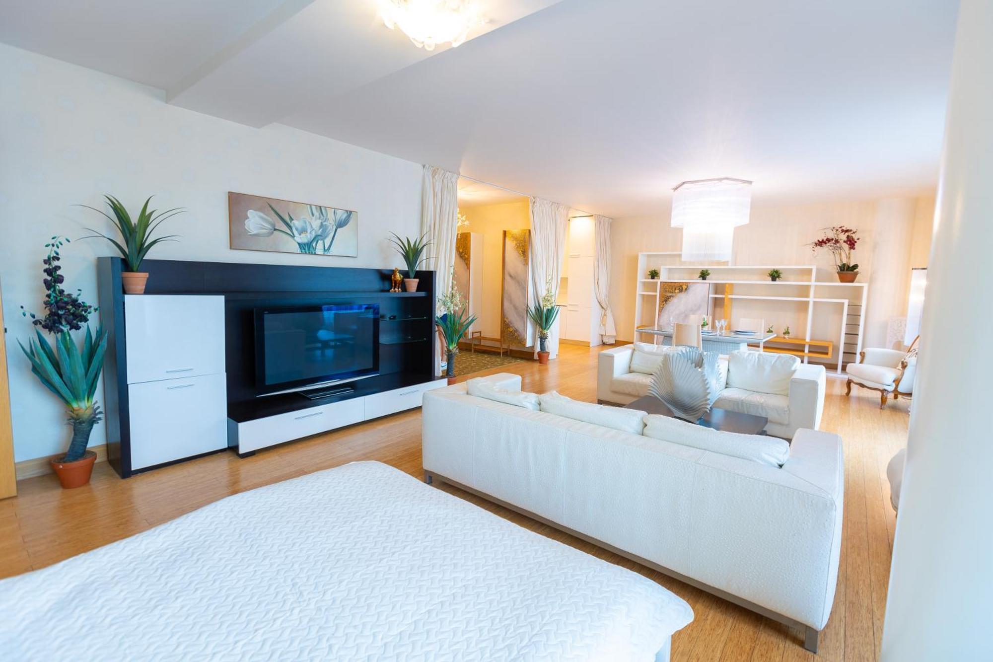 Royal Suites Whith Free Parking Riga Exterior foto